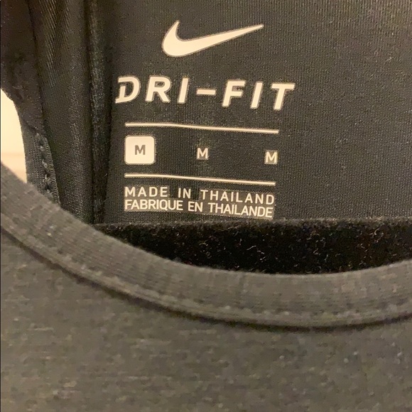 Nike Tank - Picture 4 of 4